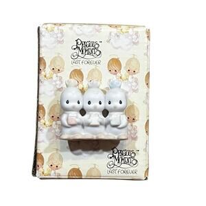 1995 Precious Moments "We Have‎ Come From Afar" Mini Nativity Figurine 2”